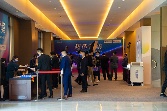周爾康醫師受邀參與超能電漿LAUNCH SYMPOSIUM